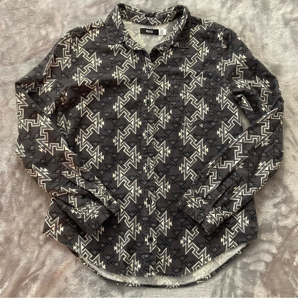 Urban Outfitters BDG Aztec Southwestern Print Button Up Long Sleeve Shirt Small